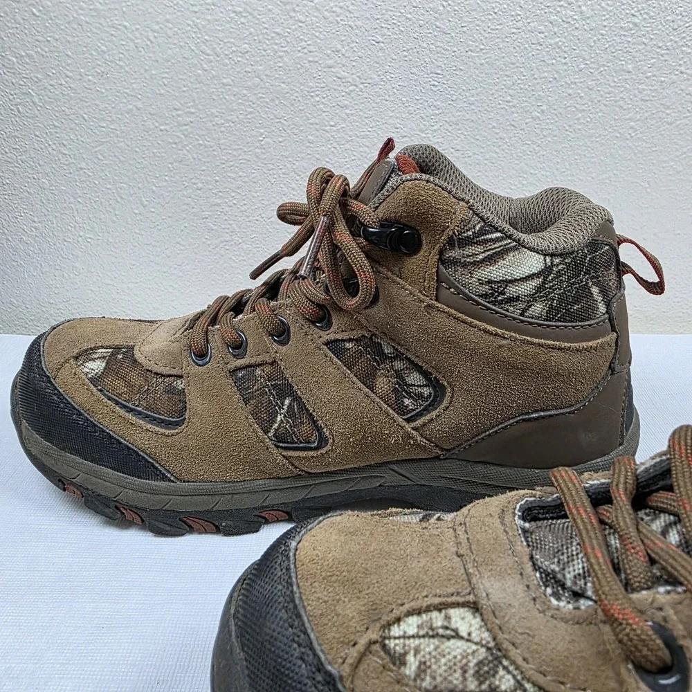Coleman Griz Jr. Hiker Outdoor Shoes Kids Boys‎ 4M Brown Leather/Camo Gorpcore